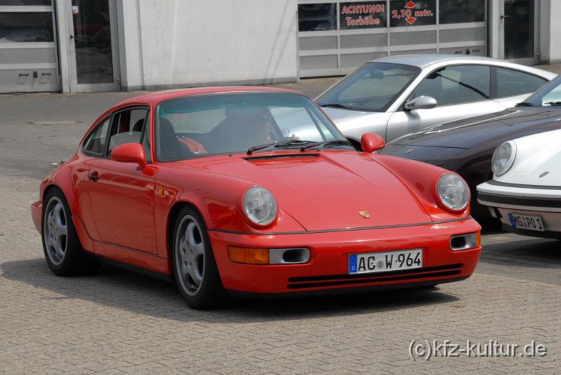 Porsche Zentrum Aachen 9221.JPG